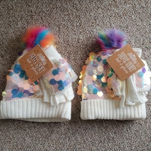Girls hat and glove set